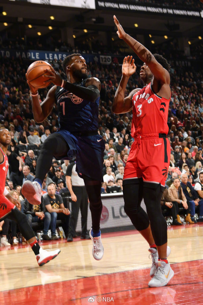 开云体育在线-巴西男篮轻取魔术,费沃斯爆发神勇