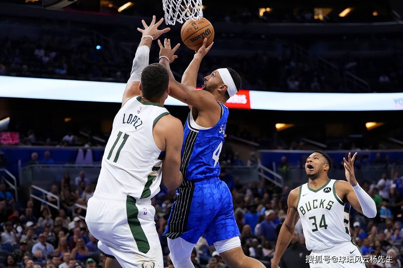 巴西男篮轻取魔术,费沃斯爆发神勇 巴西男篮轻取魔术,费沃斯爆发神勇