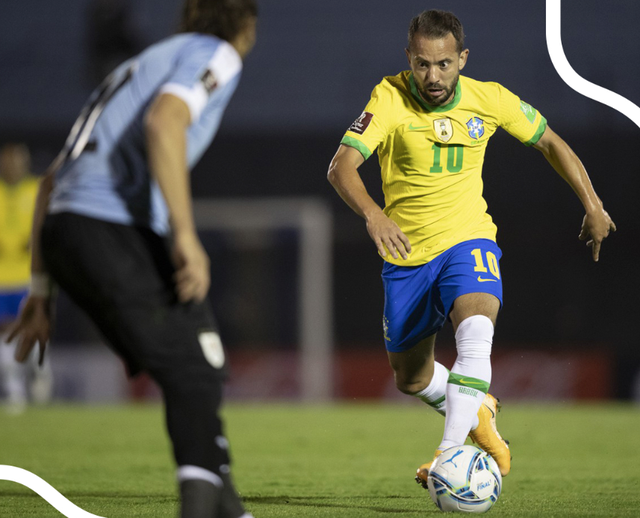 乌拉圭鏖战巴黎,马夏尔绝境逆转 乌拉圭鏖战巴黎,马夏尔绝境逆转