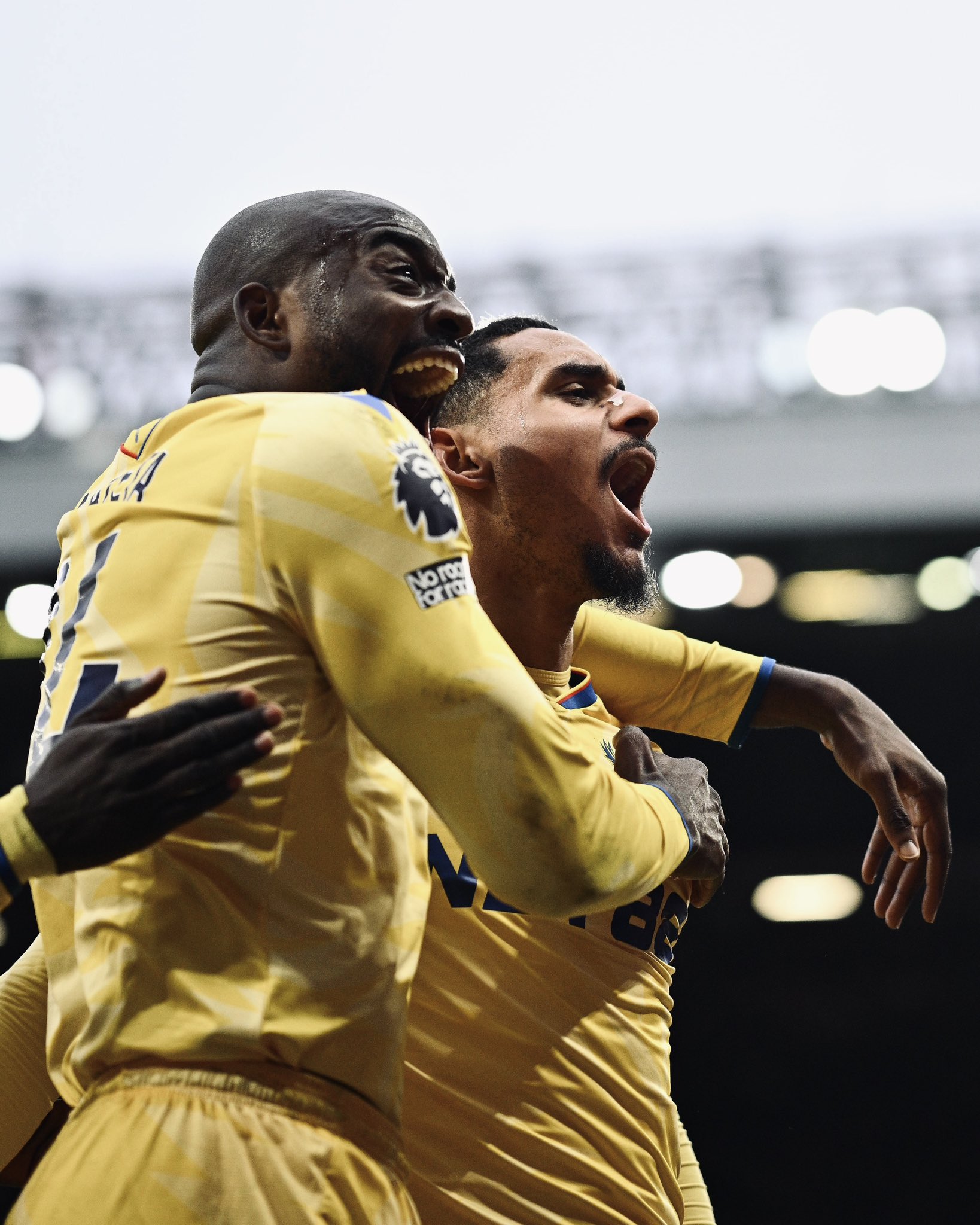 水晶宫球员在新赛季中崭露头角,备受瞩目的简单介绍 水晶宫球员在新赛季中崭露头角,备受瞩目的简单介绍