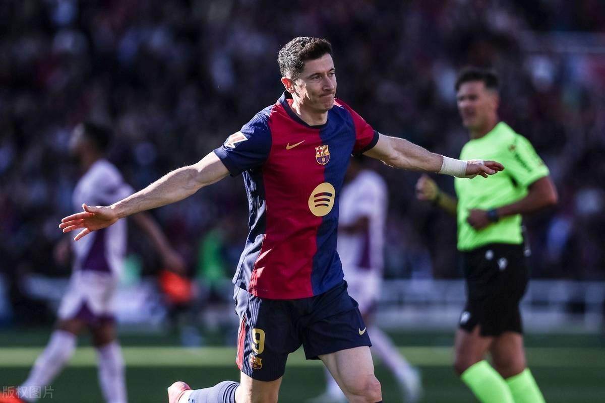 巴塞罗那遭遇惨败,足球世界震惊的简单介绍 巴塞罗那遭遇惨败,足球世界震惊的简单介绍
