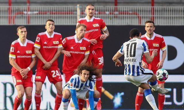 开云体育app-奥格斯堡在比赛中表现出色,取得巨大进步的简单介绍